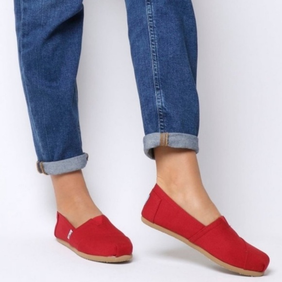 Toms Shoes | Toms Red Classic Canvas Slip-On Flats 9.5 Womens | Color: Red | Size: 9.5 | Pm-76130986's Closet